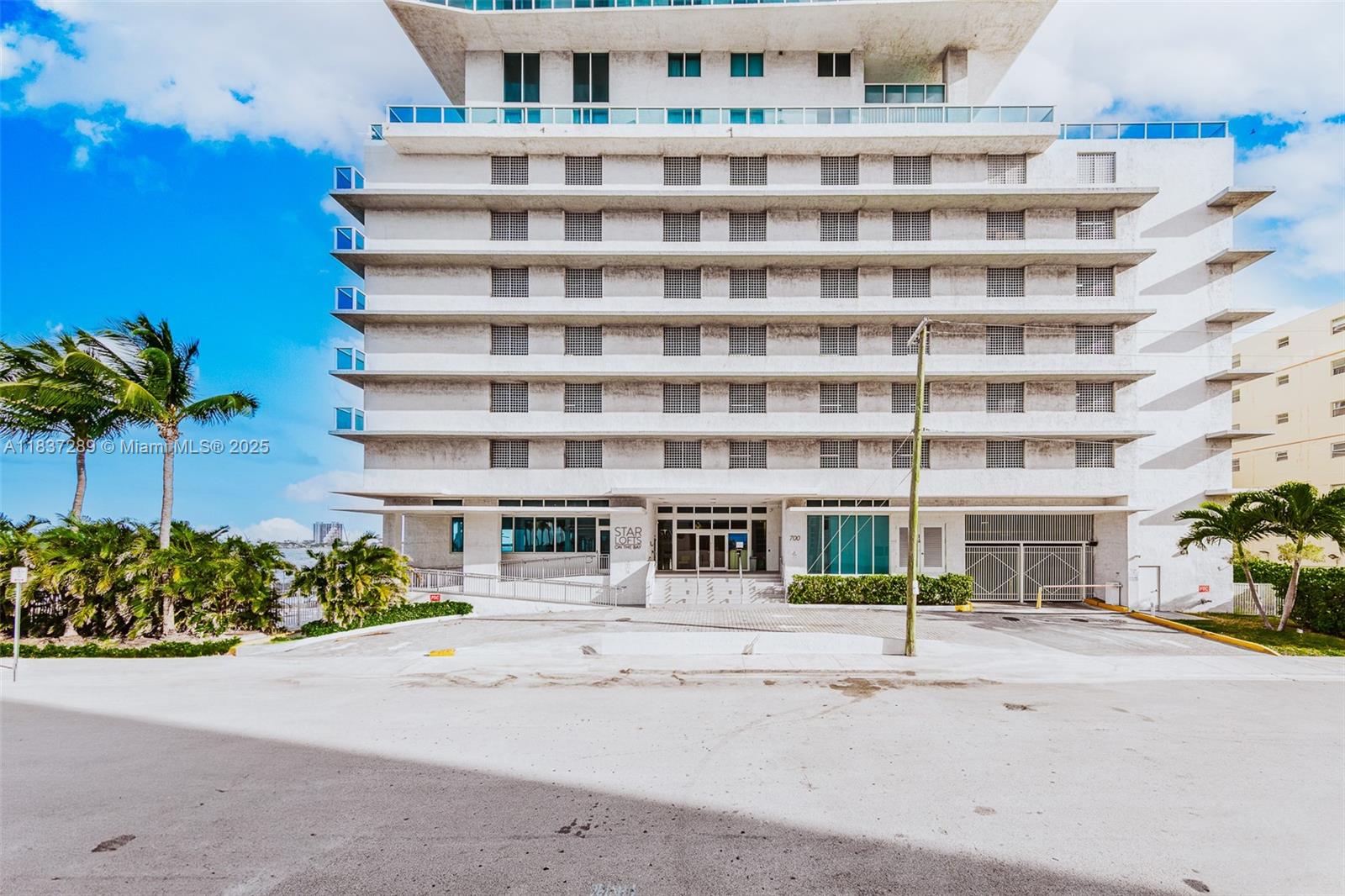 STAR LOFTS ON THE BAY CON - Residential