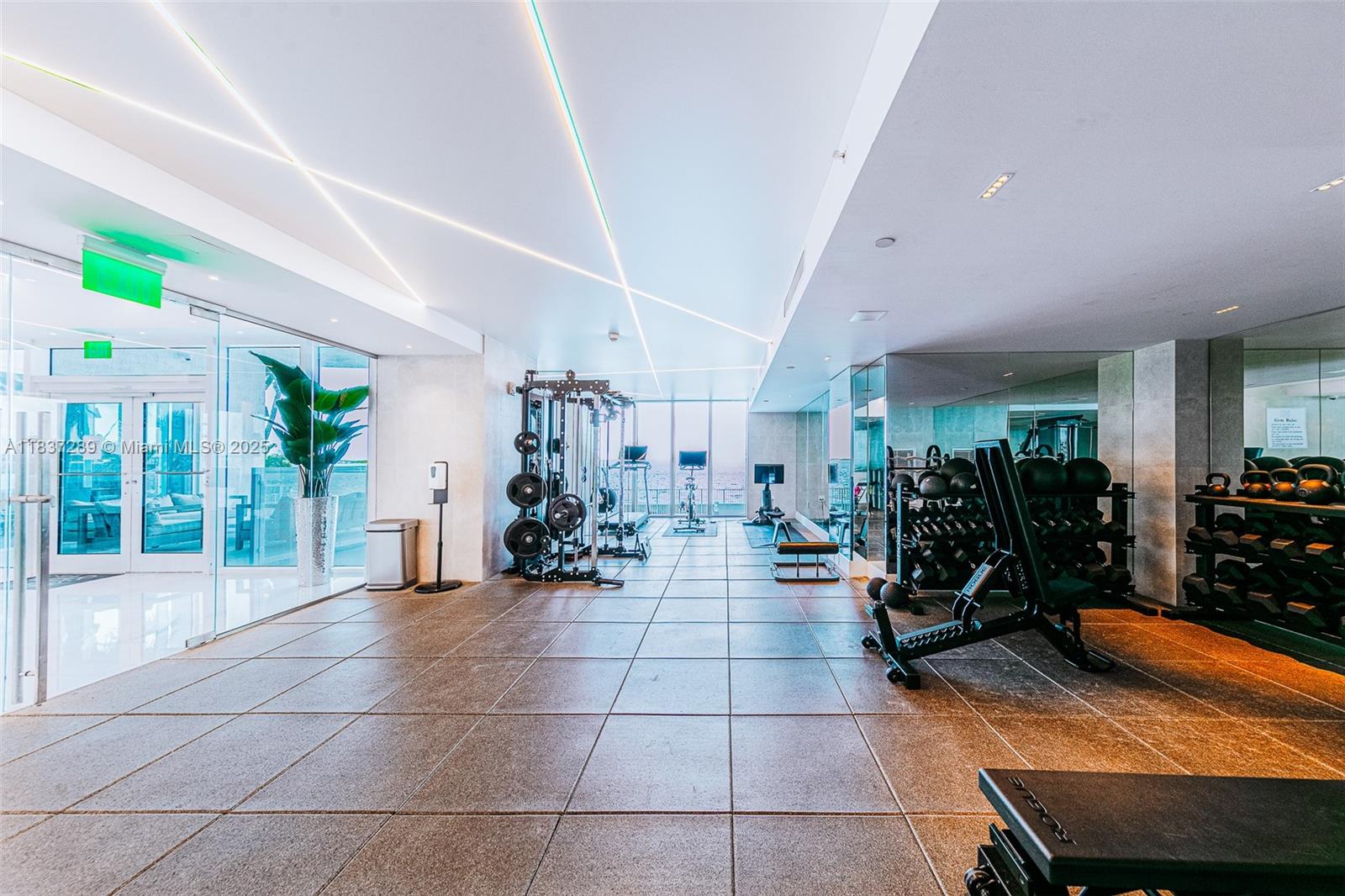 STAR LOFTS ON THE BAY CON - Residential