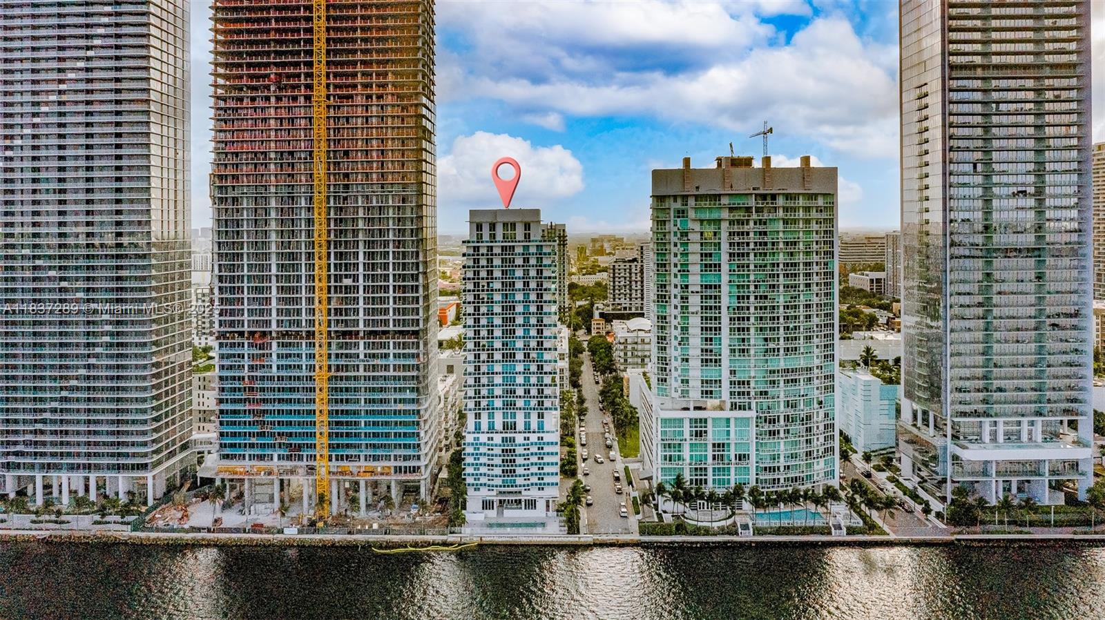 STAR LOFTS ON THE BAY CON - Residential