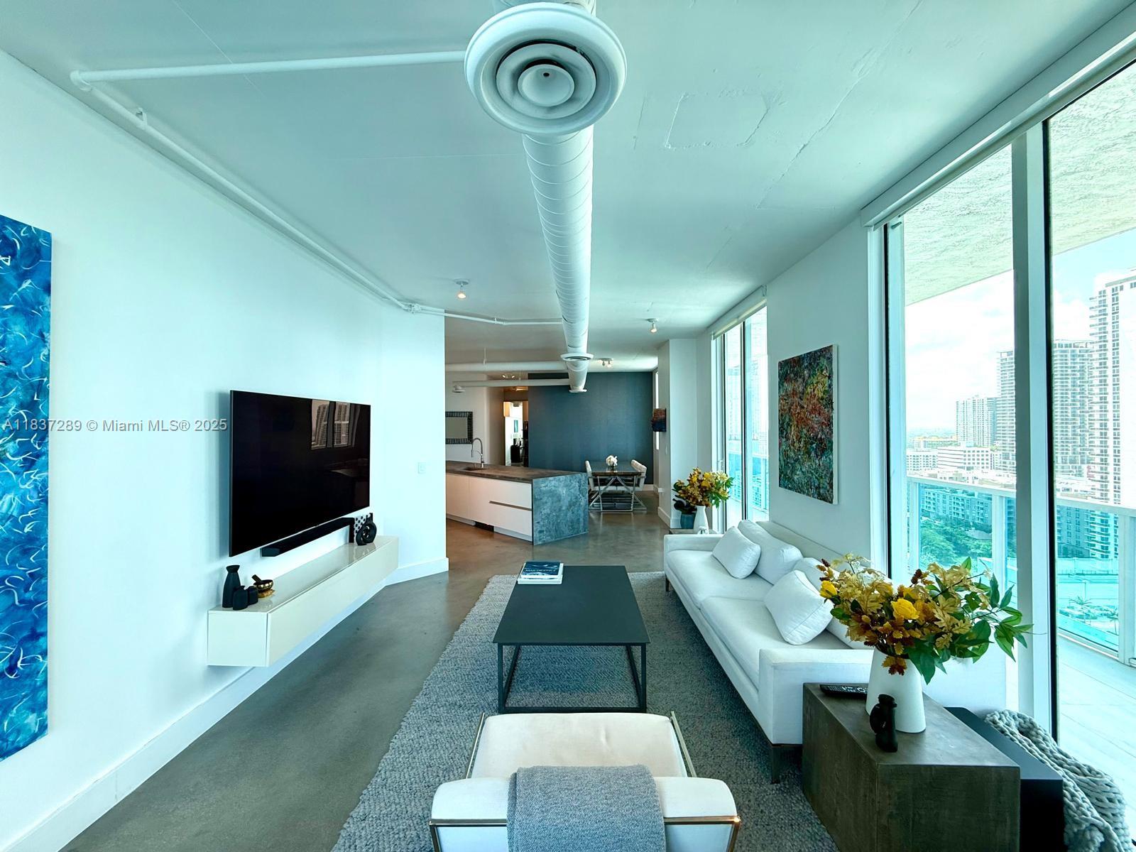 STAR LOFTS ON THE BAY CON - Residential