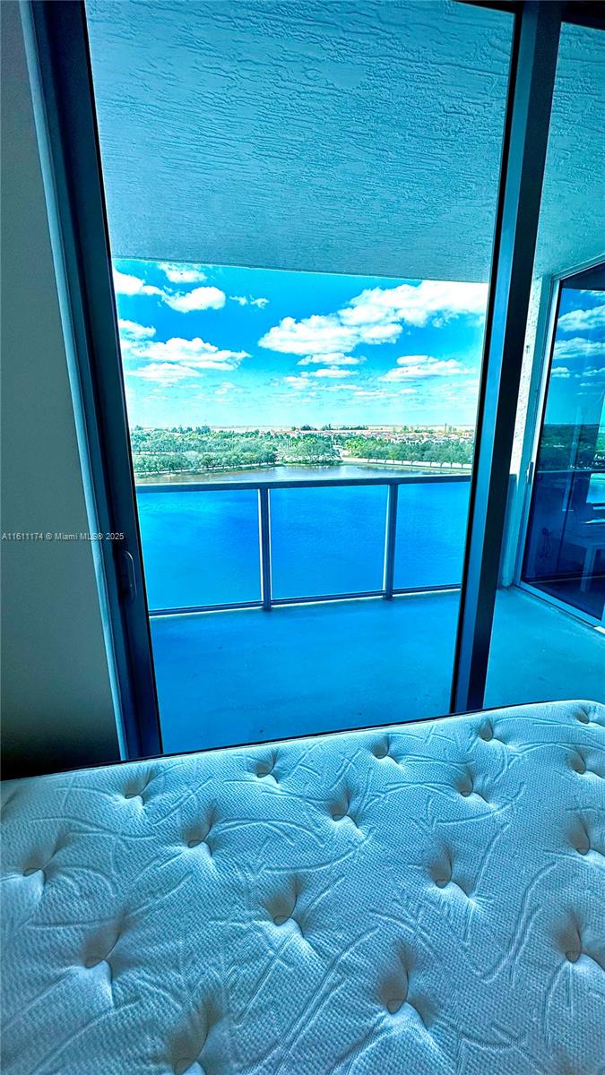 TAO SAWGRASS CONDOMINIUM - Residential