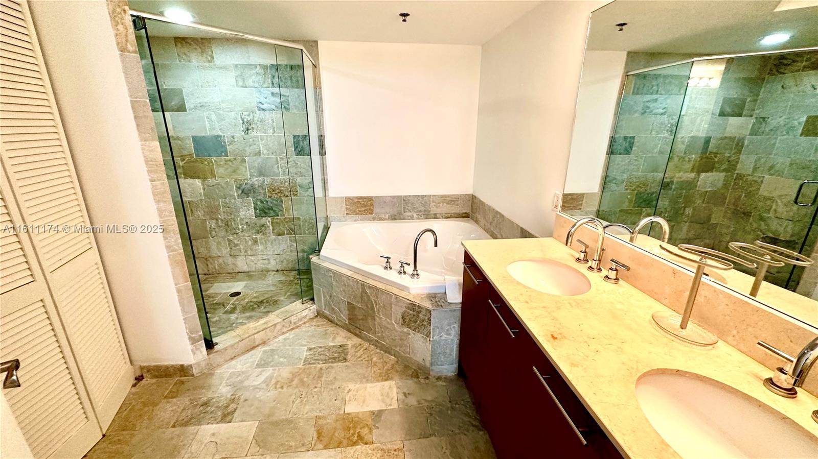 TAO SAWGRASS CONDOMINIUM - Residential