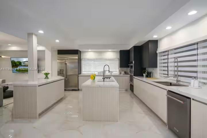 METES AND BOUNDS - Residential