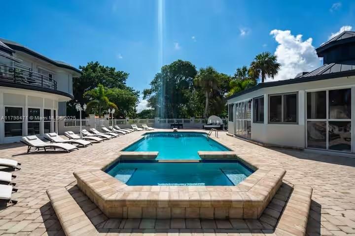 METES AND BOUNDS - Residential