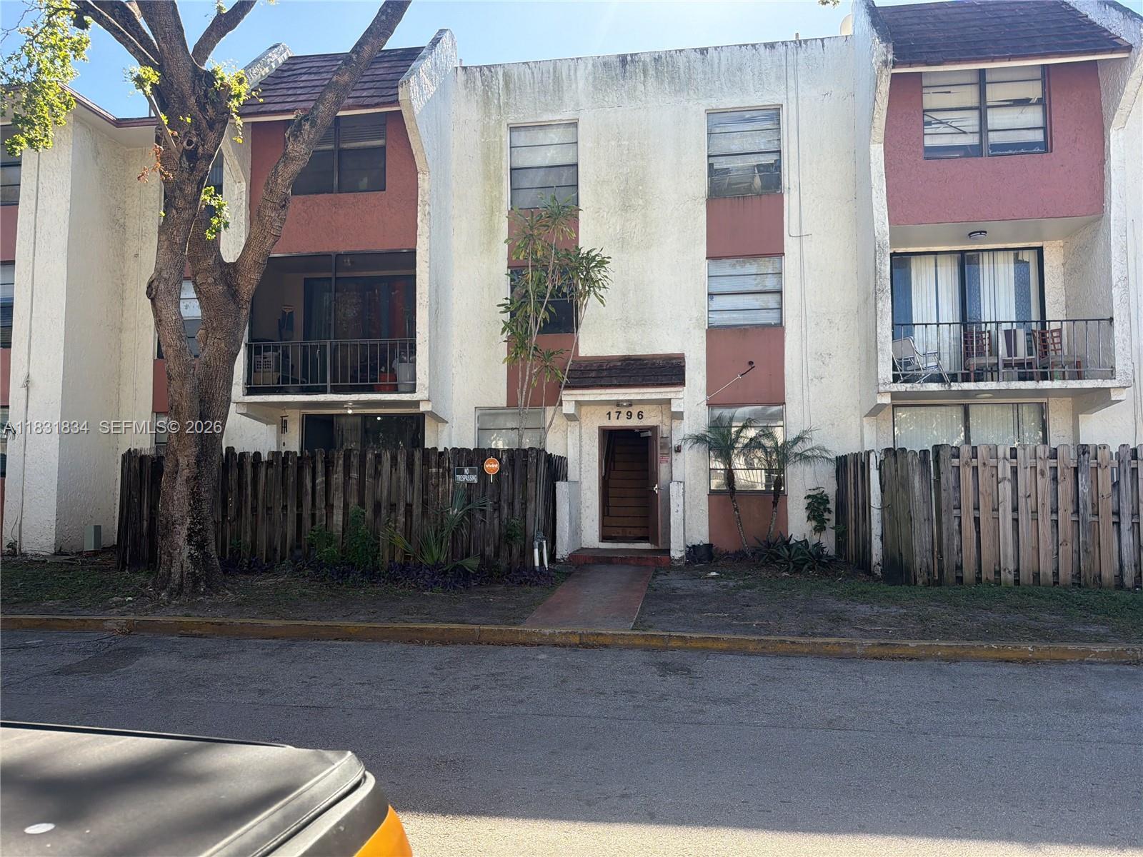 TREE GARDEN CONDO - Residential