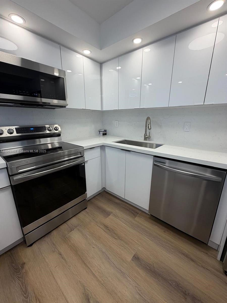 DESOTO PARK CONDO - Residential Lease