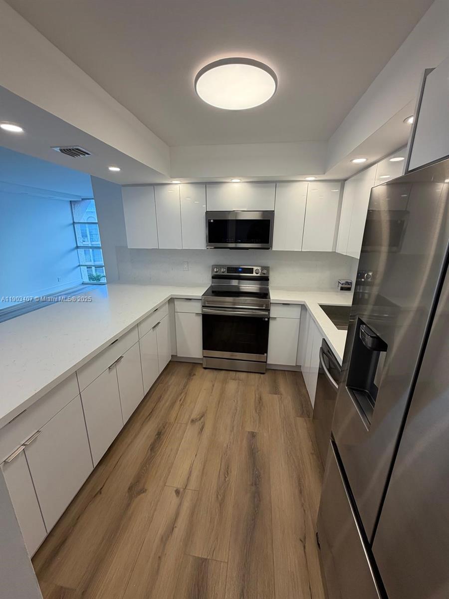 DESOTO PARK CONDO - Residential Lease