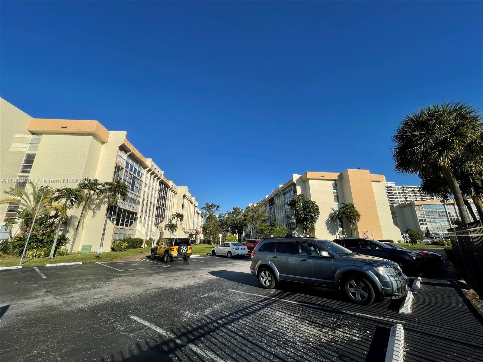 DESOTO PARK CONDO - Residential Lease