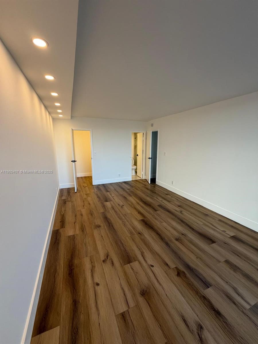 DESOTO PARK CONDO - Residential Lease