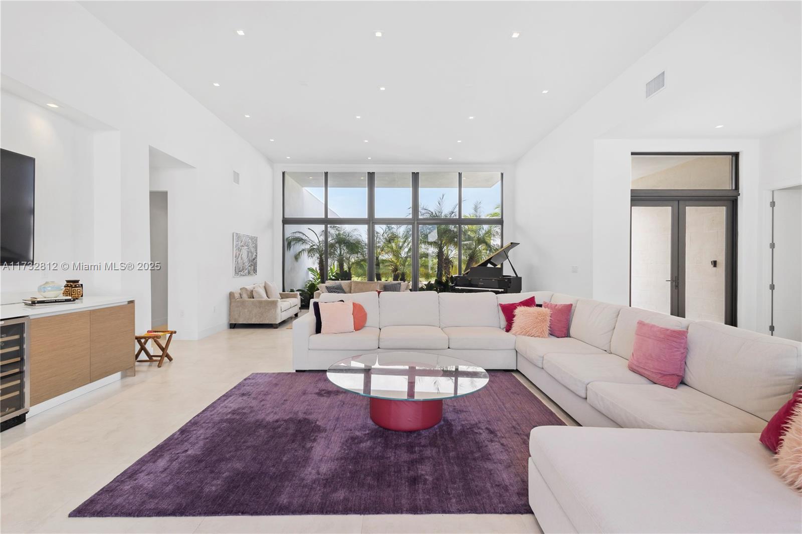 WESTON ESTATES - Residential