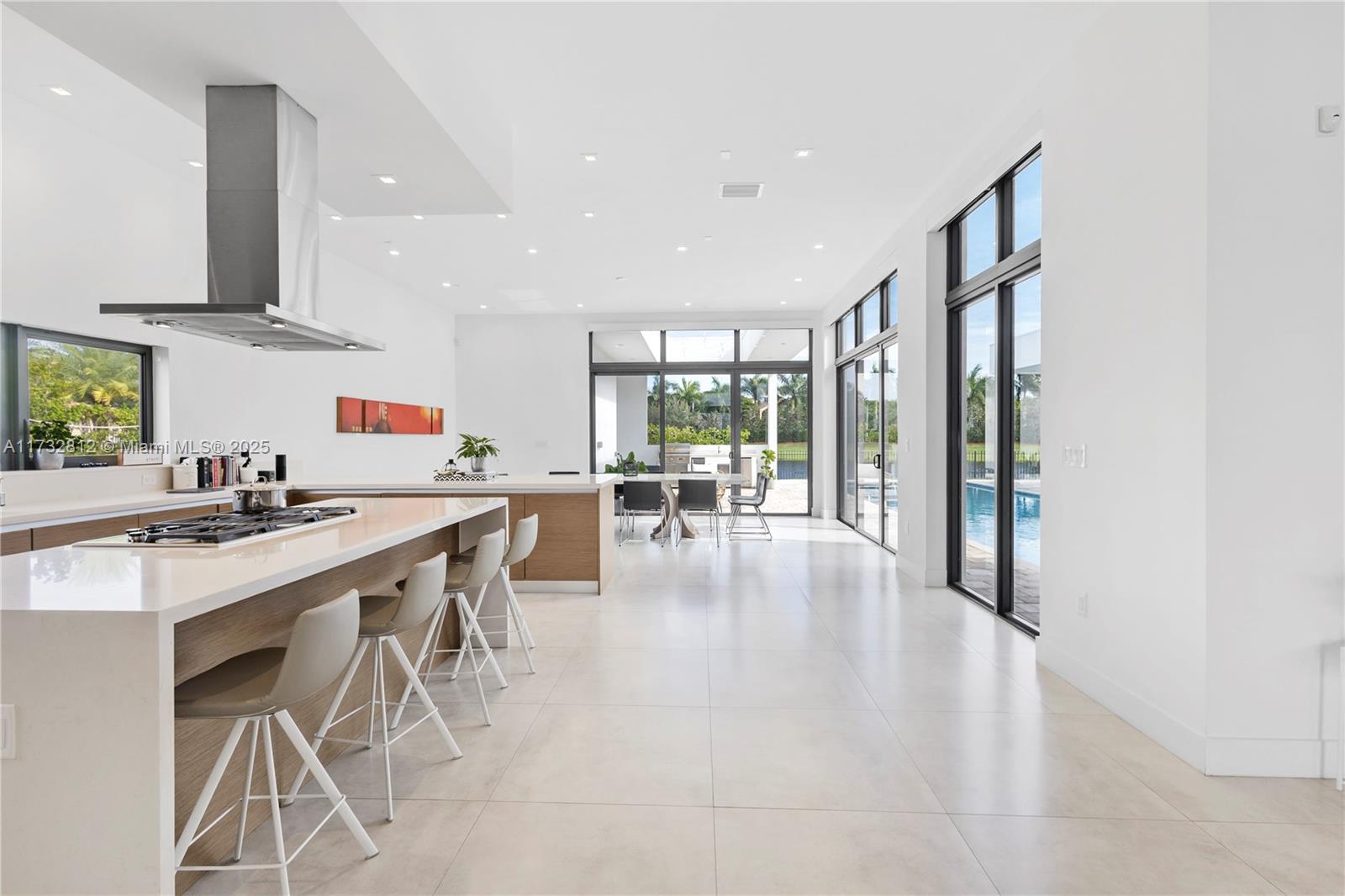 WESTON ESTATES - Residential