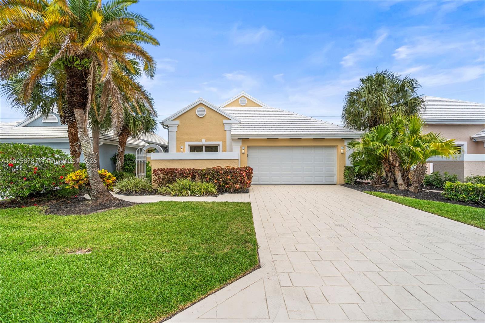 9047 Baybury Ln, West Palm Beach, FL, 33411/$685,000 1 9047 Baybury Ln