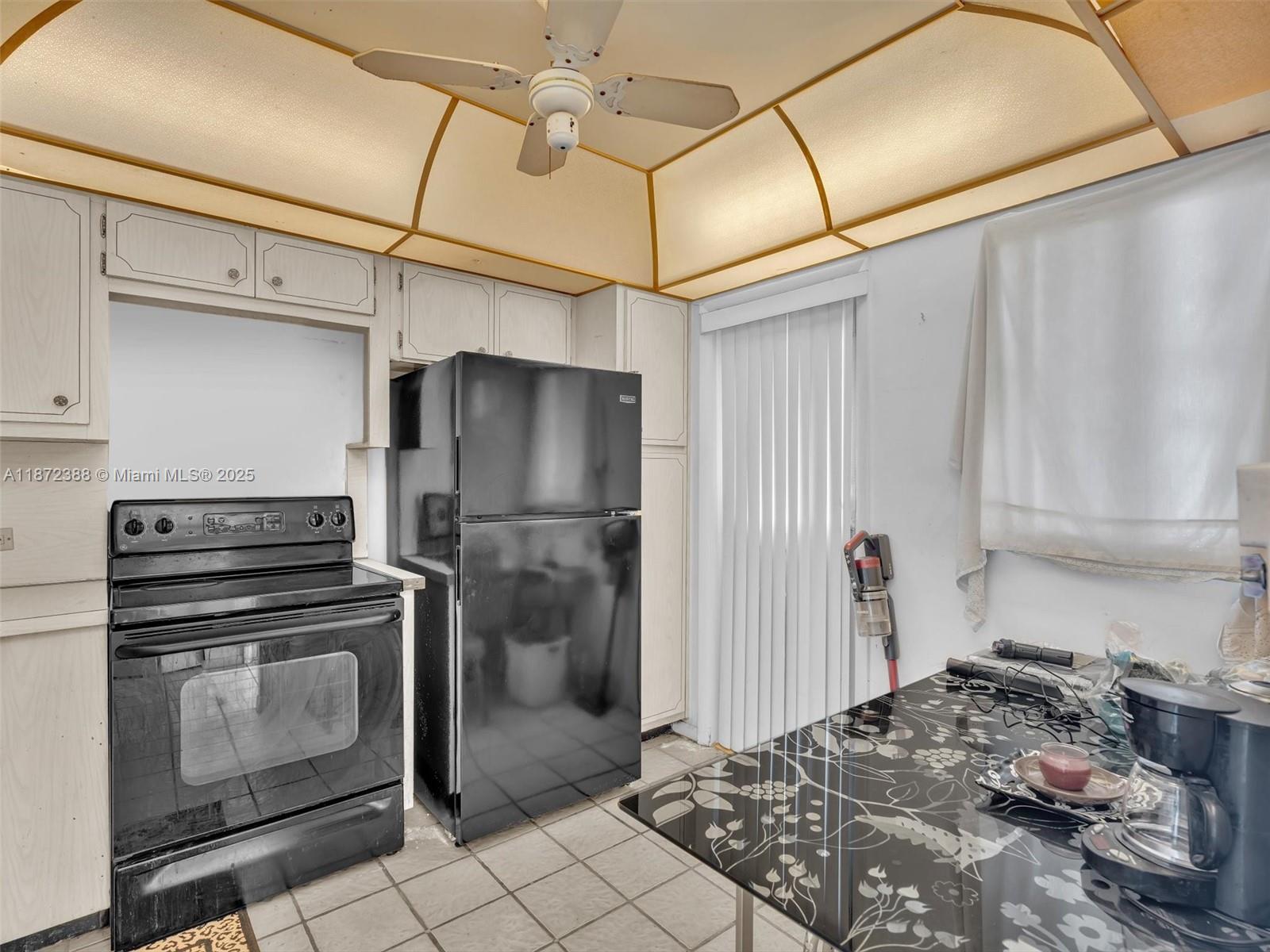ROYAL OAKS CONDO - Residential