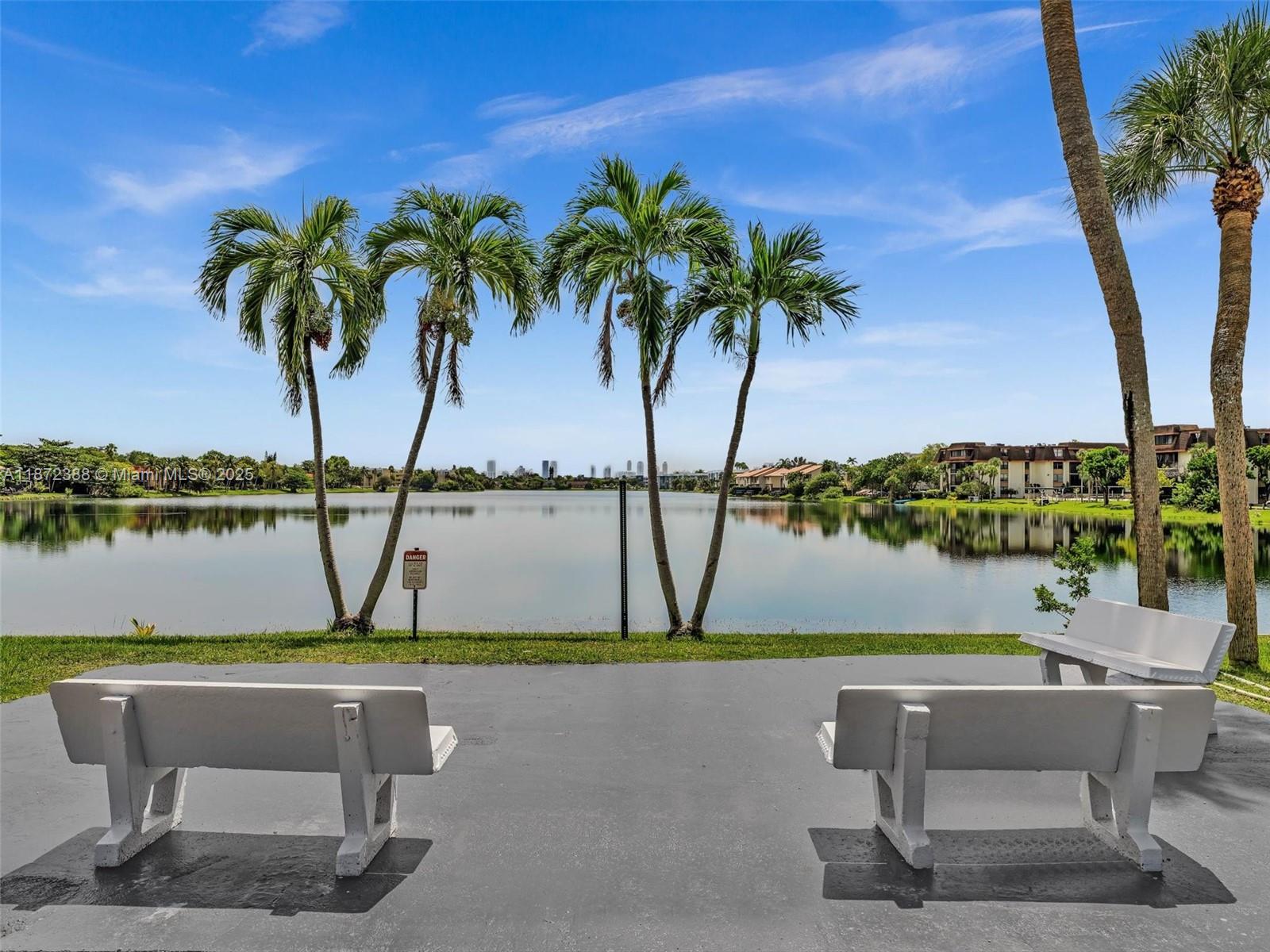 ROYAL OAKS CONDO - Residential