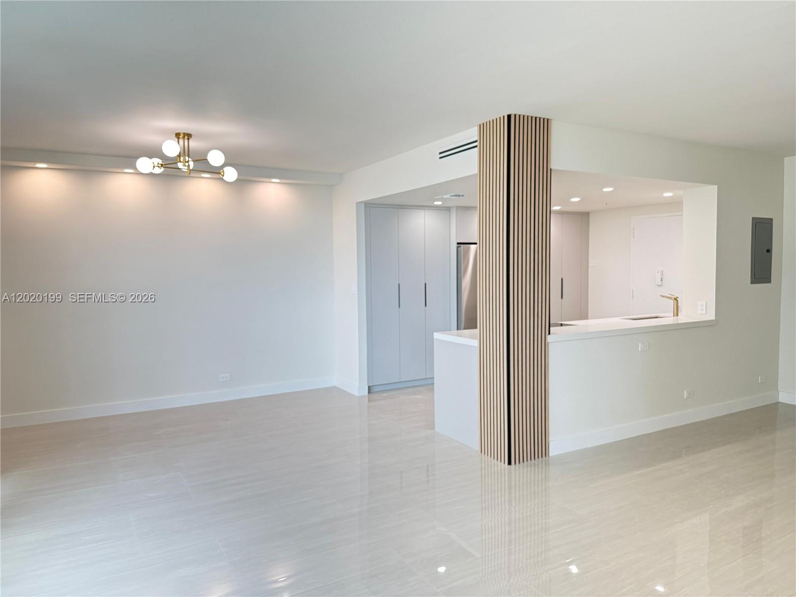 5055 Collins Ave 6F