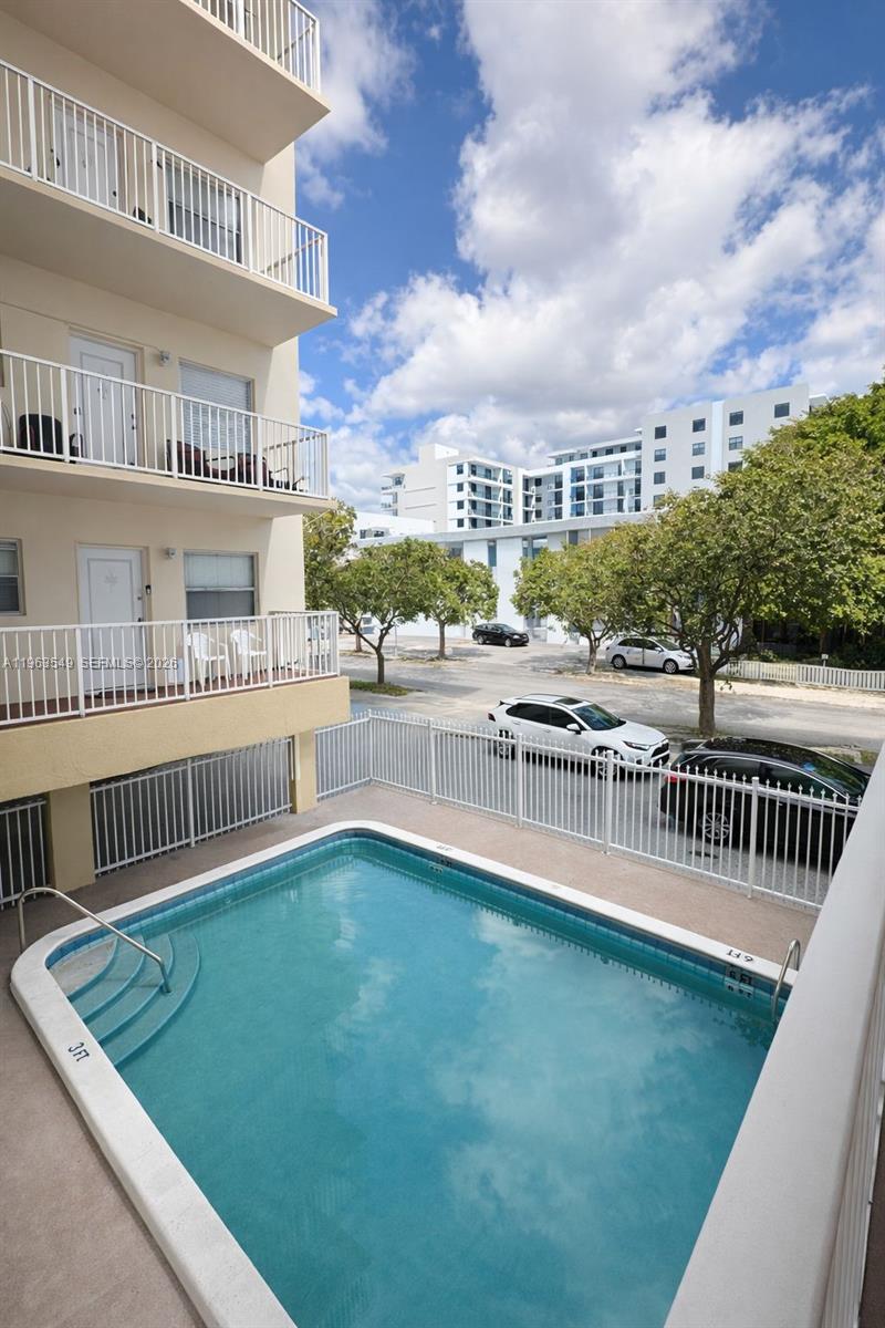 PIER 43 CONDO - Residential