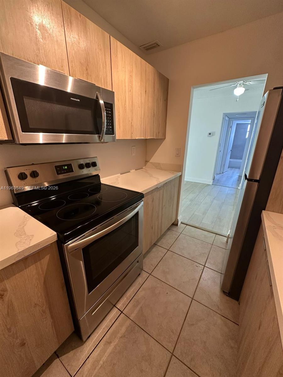 PIER 43 CONDO - Residential