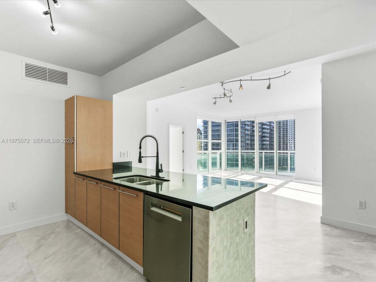 951 Brickell Ave 2610
