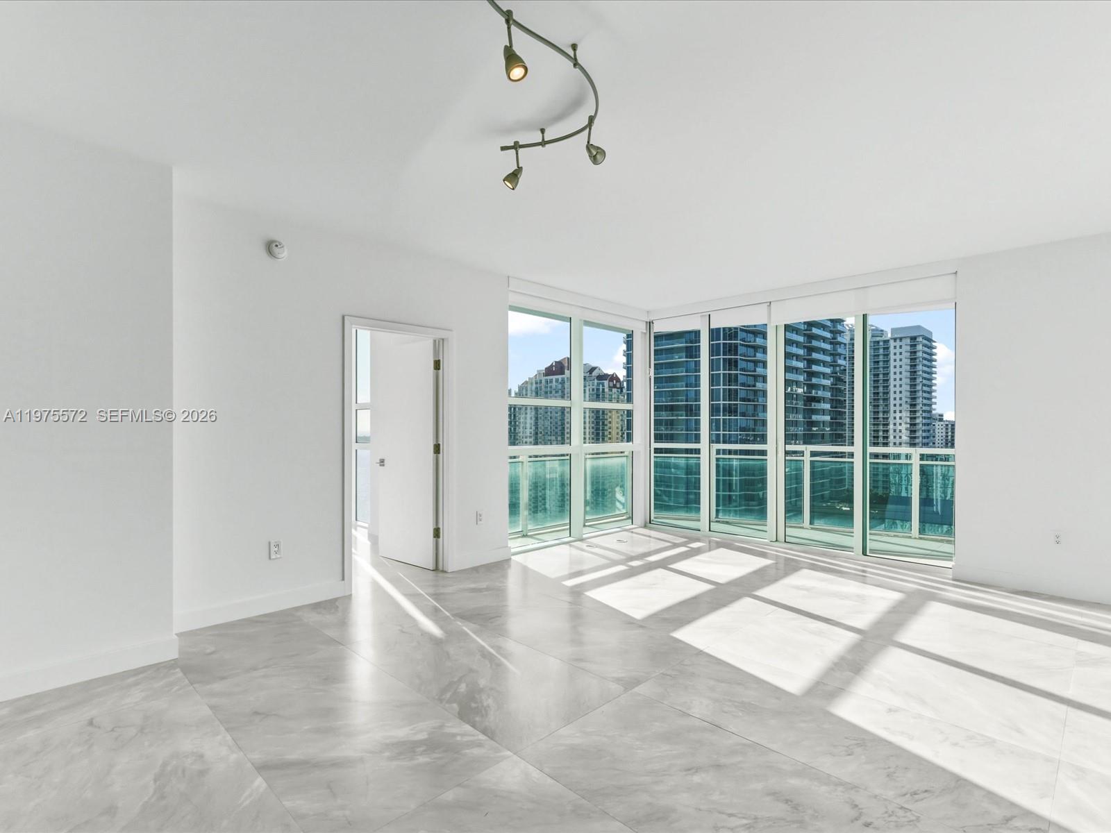 951 Brickell Ave 2610