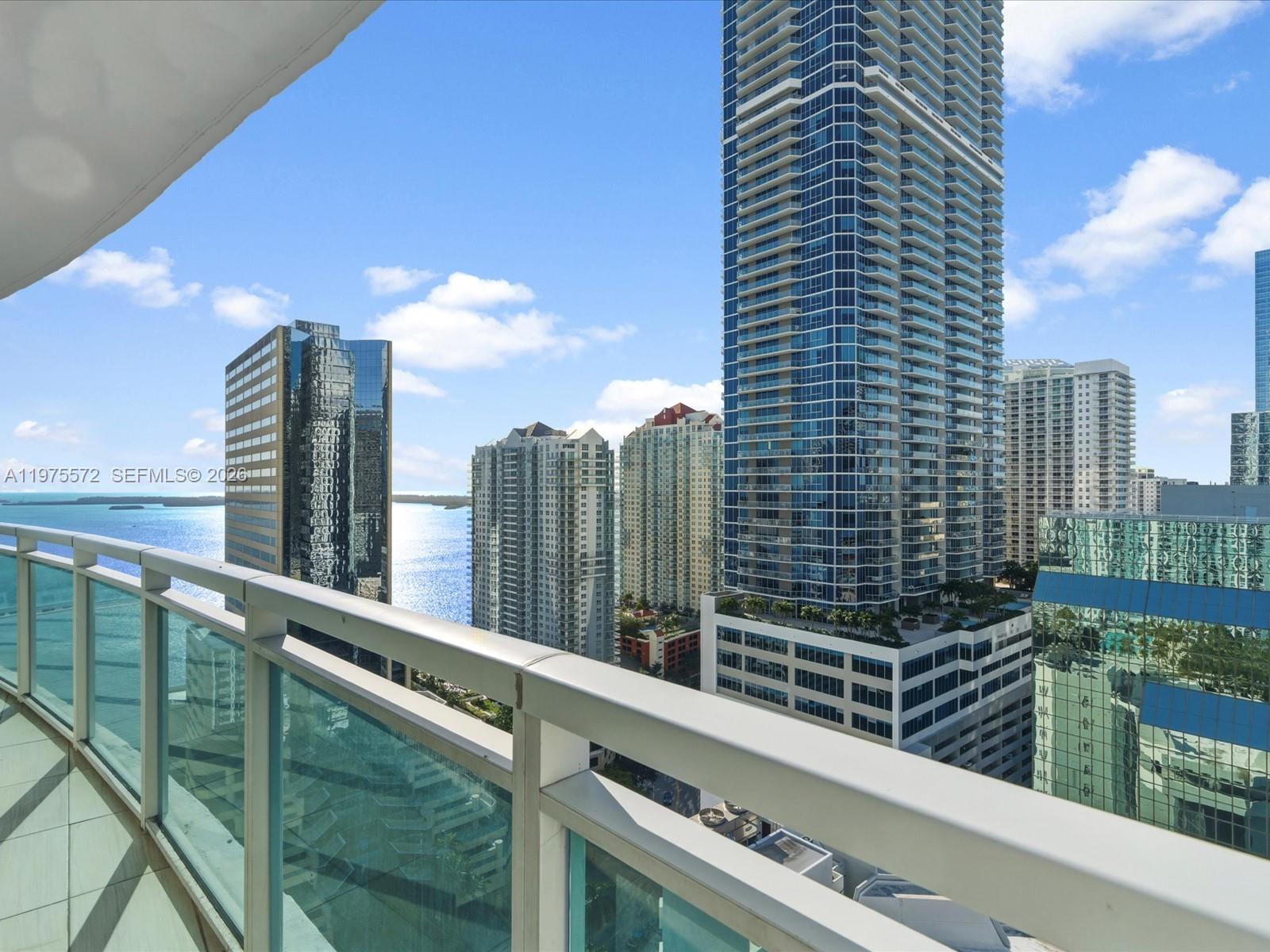 THE PLAZA 901 BRICKELL CO - Residential Lease