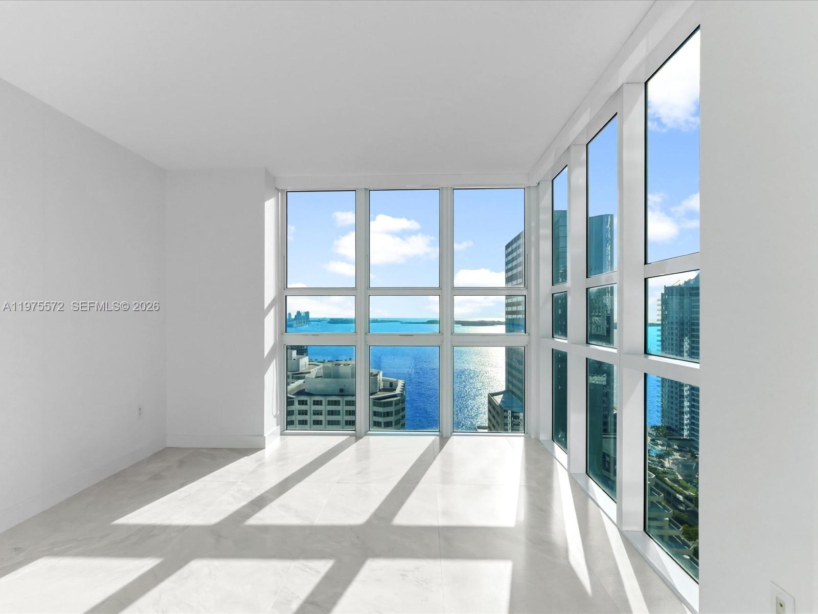 THE PLAZA 901 BRICKELL CO - Residential Lease