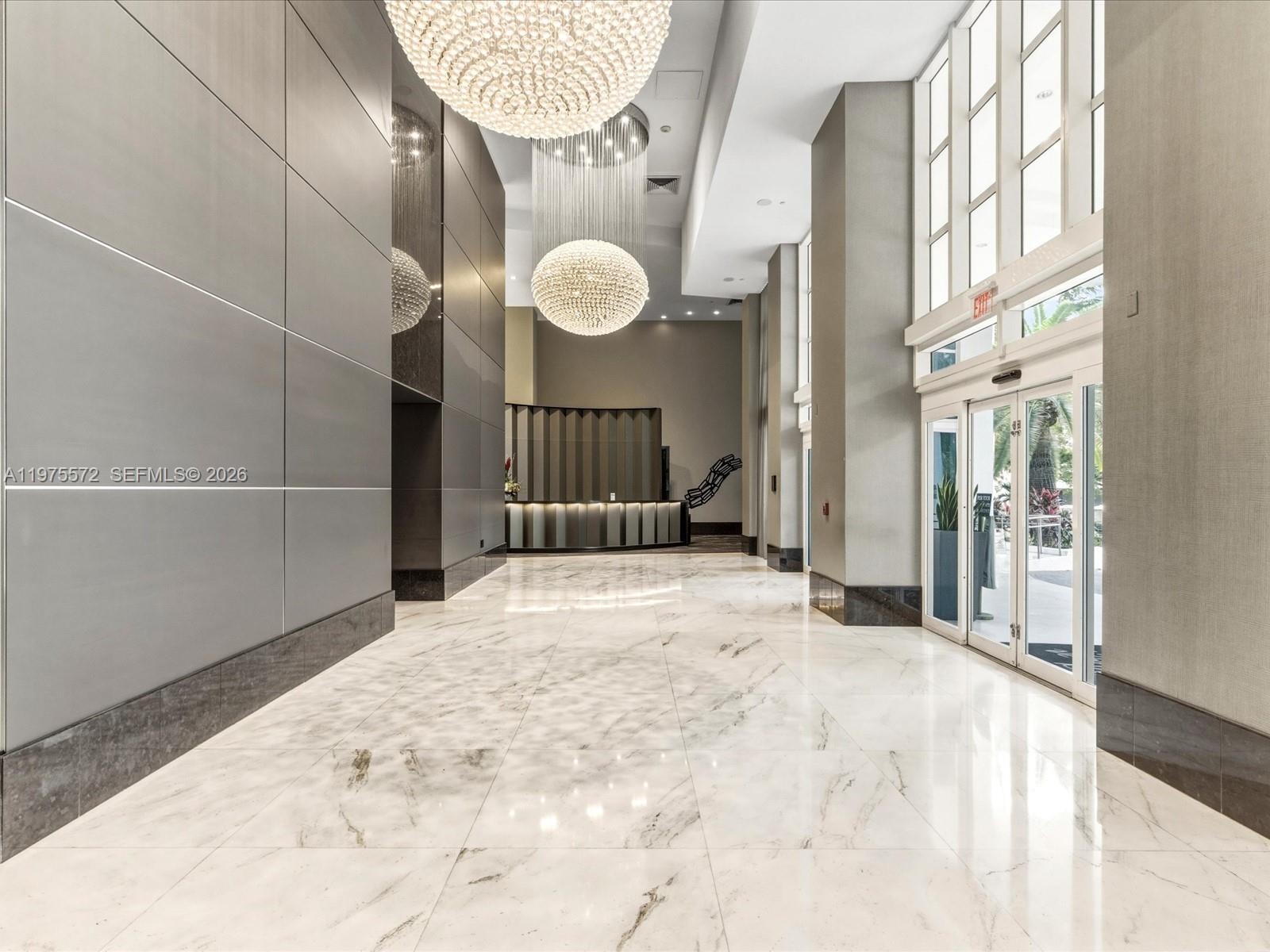 THE PLAZA 901 BRICKELL CO - Residential Lease