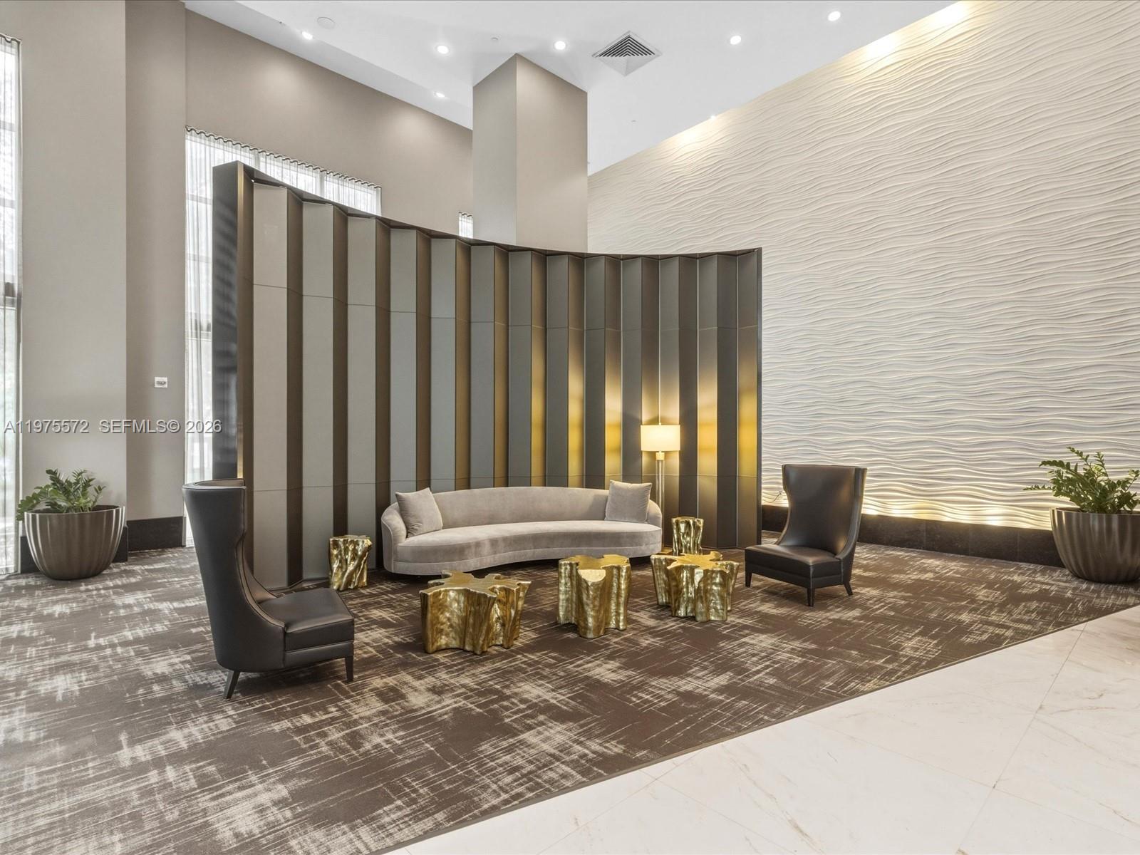 THE PLAZA 901 BRICKELL CO - Residential Lease