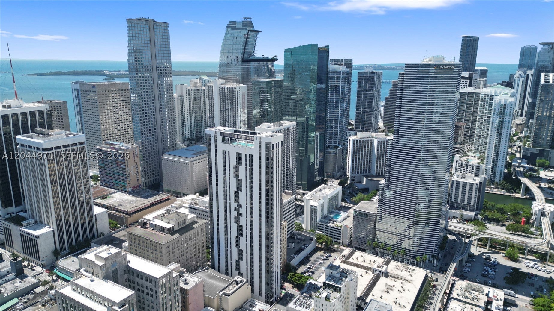 151 SE 1st St PH04
