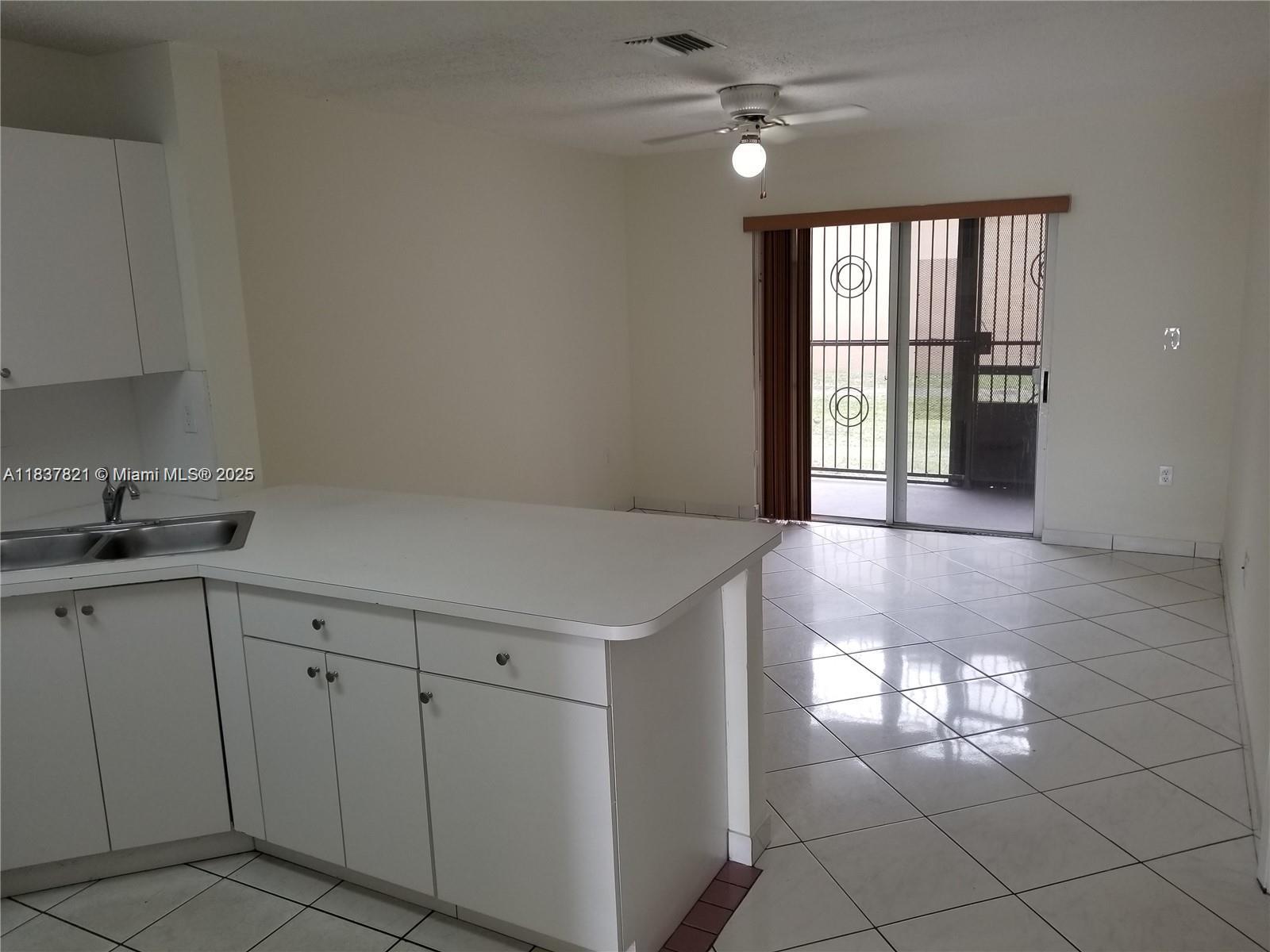 8851 NW 119th 4112