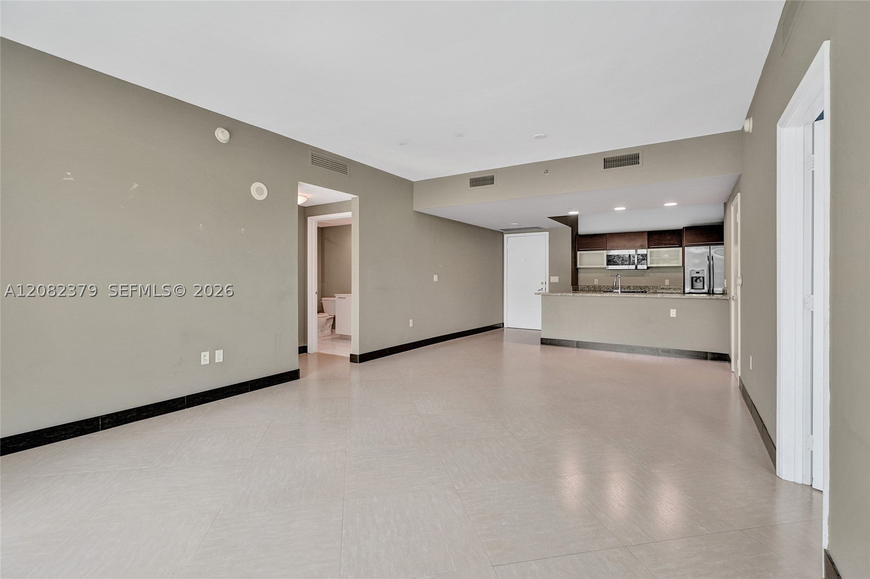 951 Brickell Ave 1106