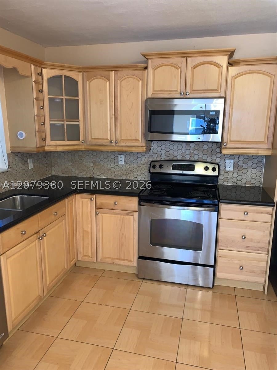4524 SW 54th St 502W, Dania Beach FL 33314