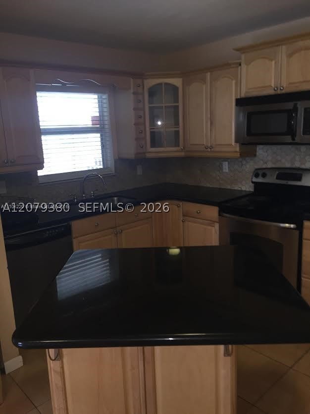 4524 SW 54th St 502-W