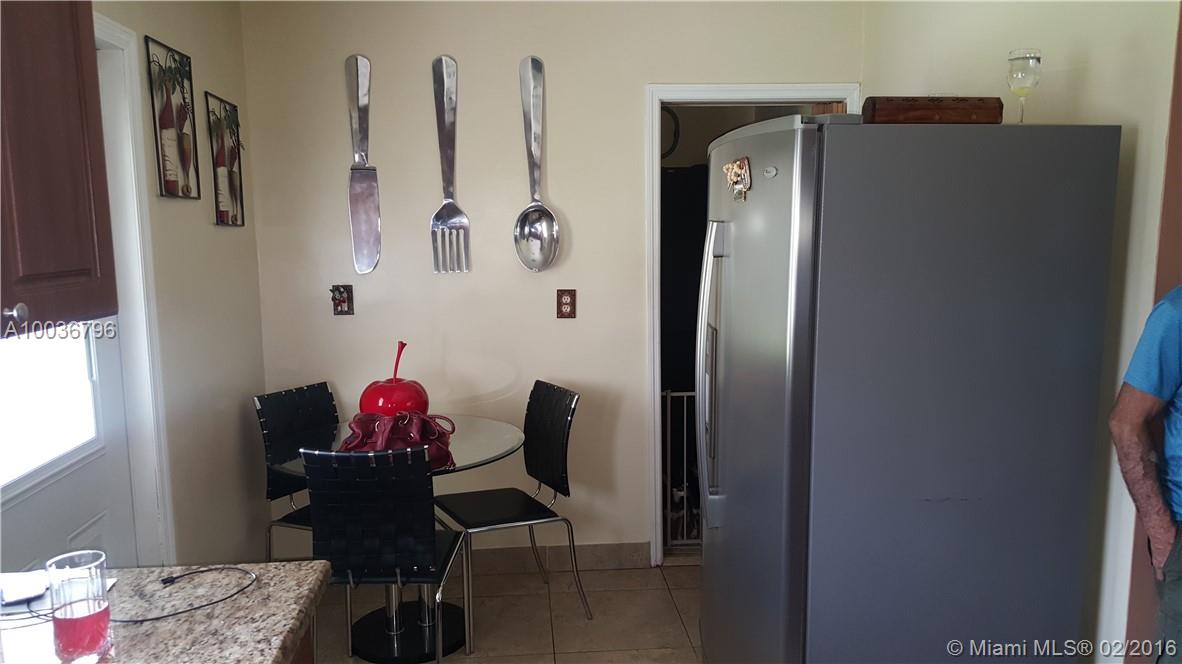 Third Amend plat of porti - Residential