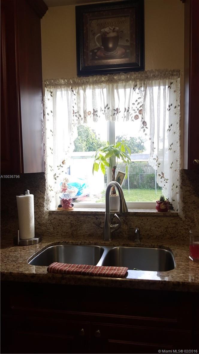 Third Amend plat of porti - Residential