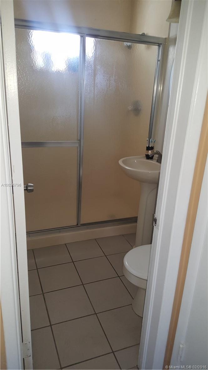 Third Amend plat of porti - Residential