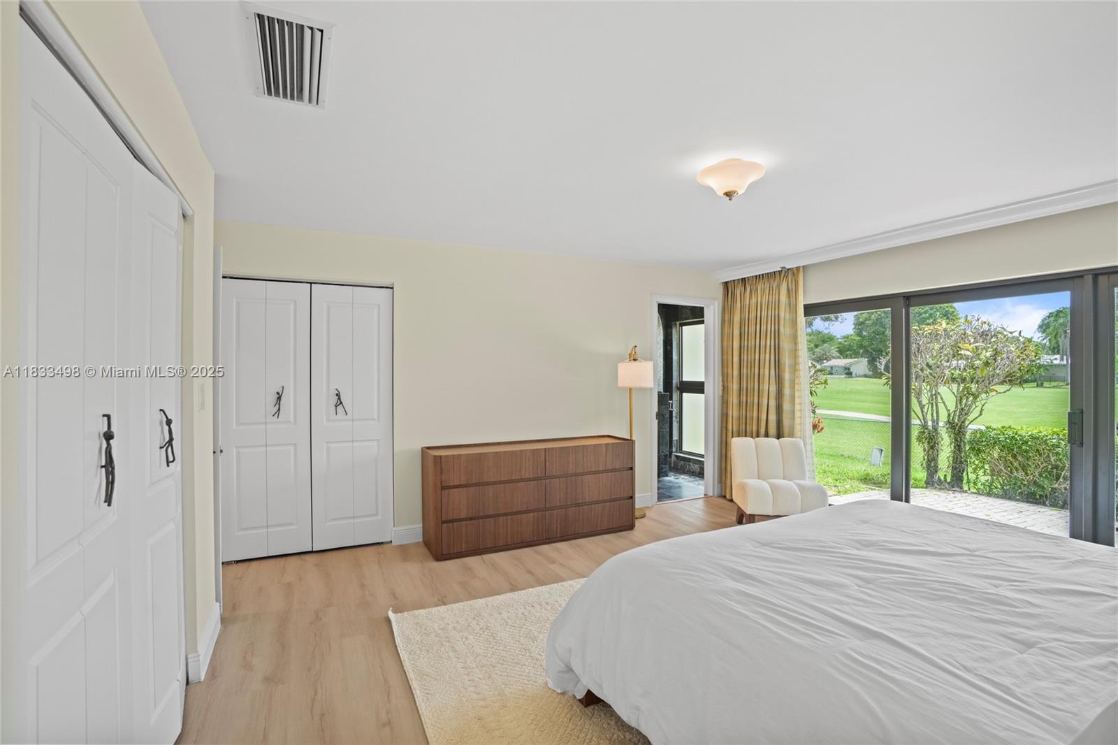 VILLA RESIDENCES OF EMERA - Residential Lease