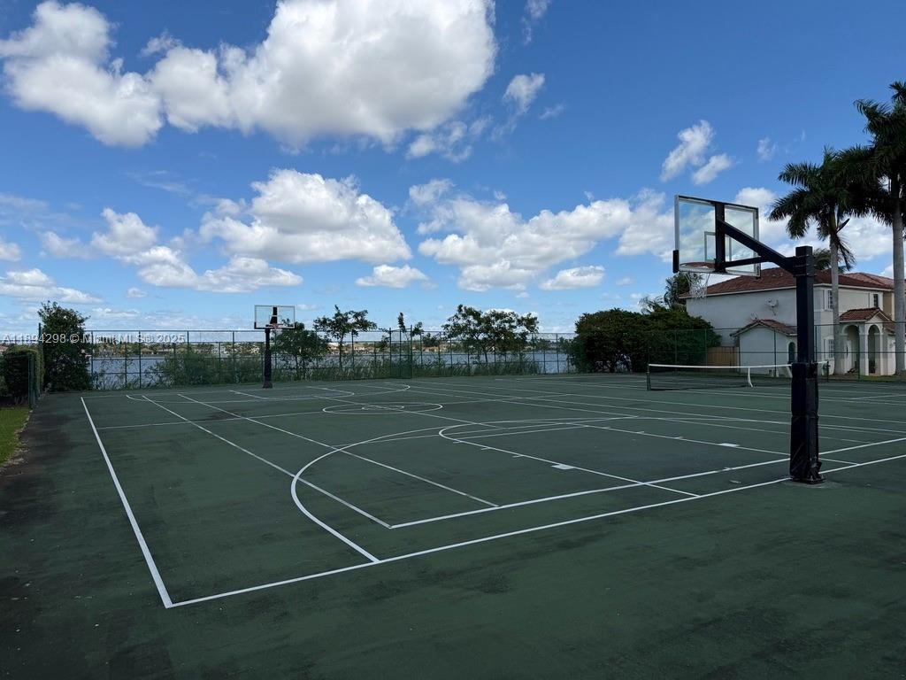 PRECIOUS HOMES AT TWIN LA - Residential Lease