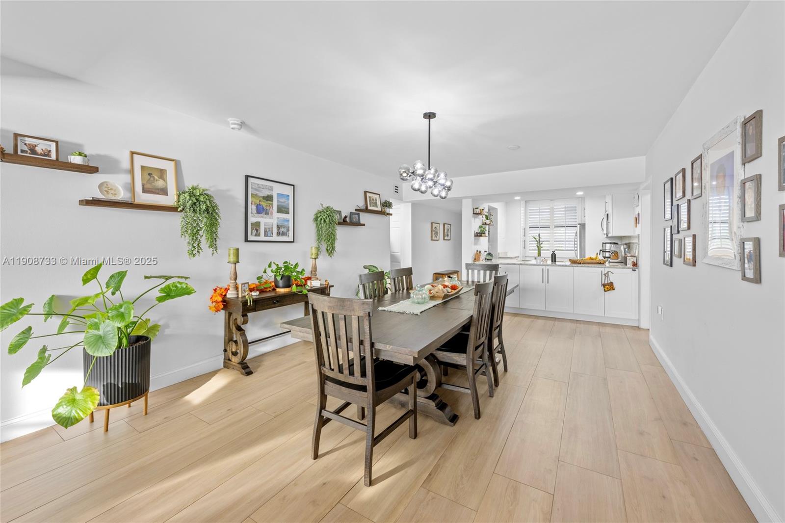 CONDO 16 OF WHITEHALL - Residential