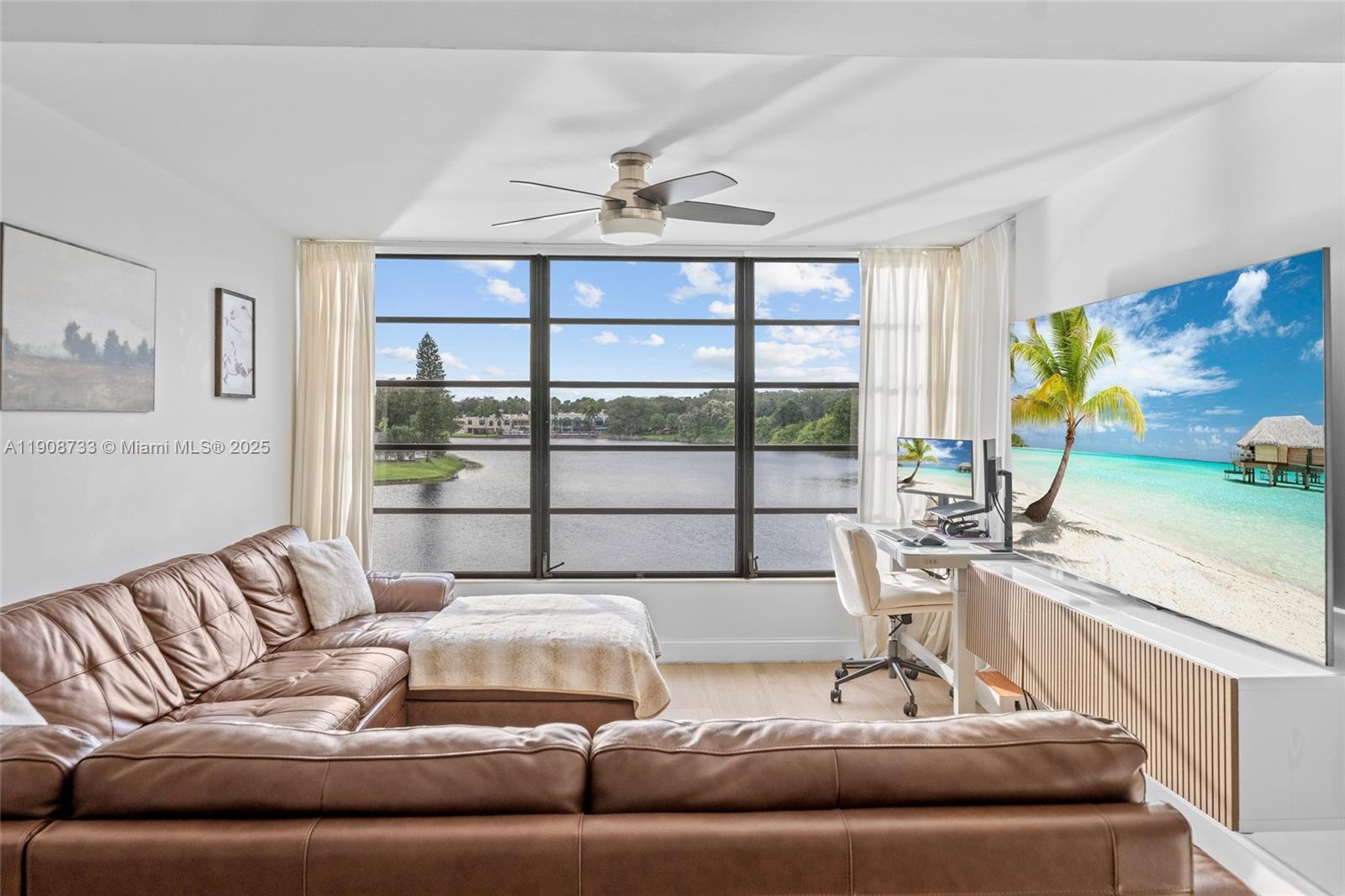 CONDO 16 OF WHITEHALL - Residential