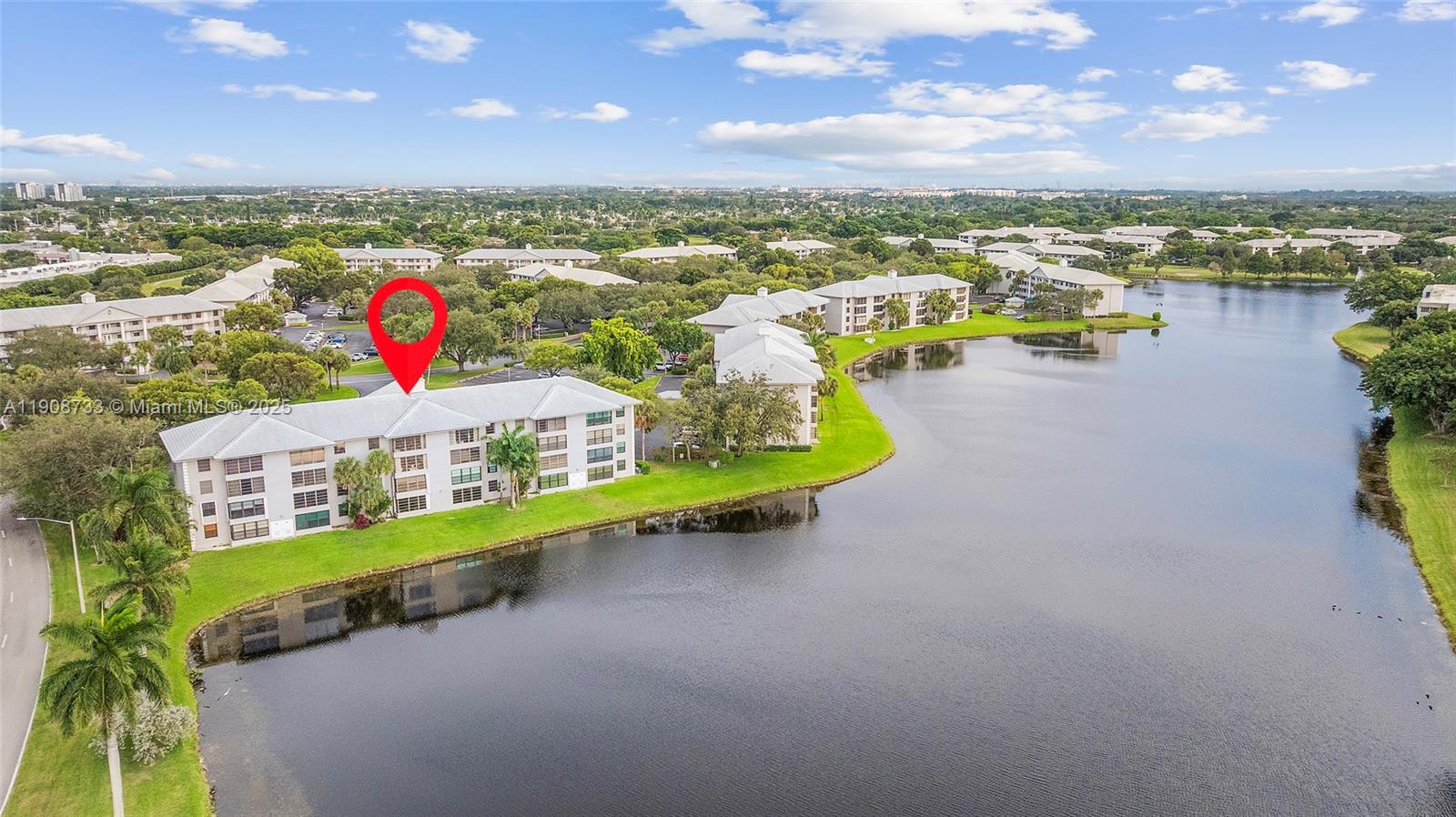 CONDO 16 OF WHITEHALL - Residential