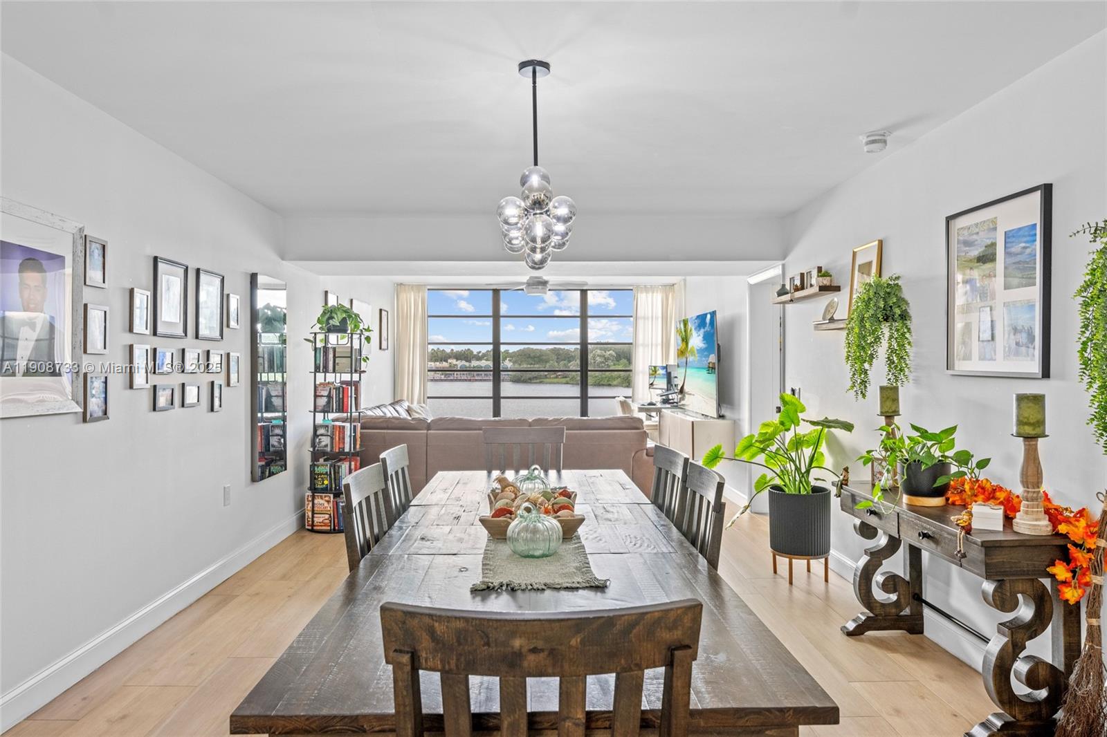 CONDO 16 OF WHITEHALL - Residential