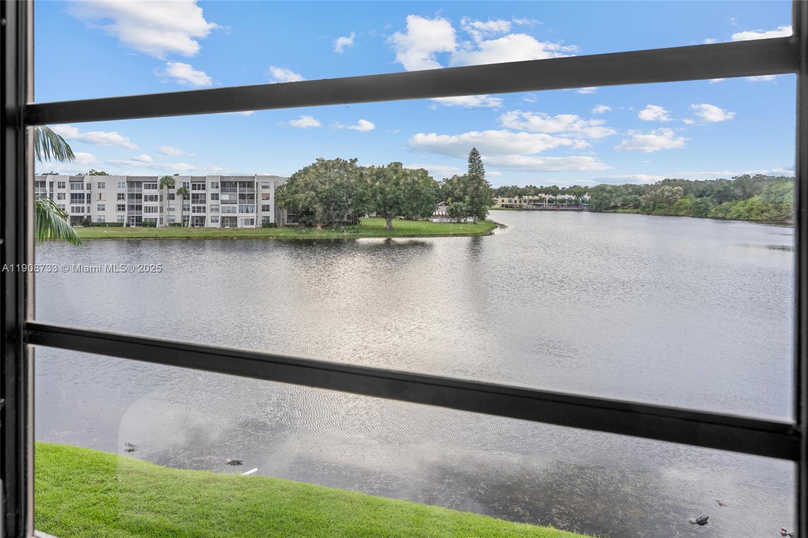 CONDO 16 OF WHITEHALL - Residential