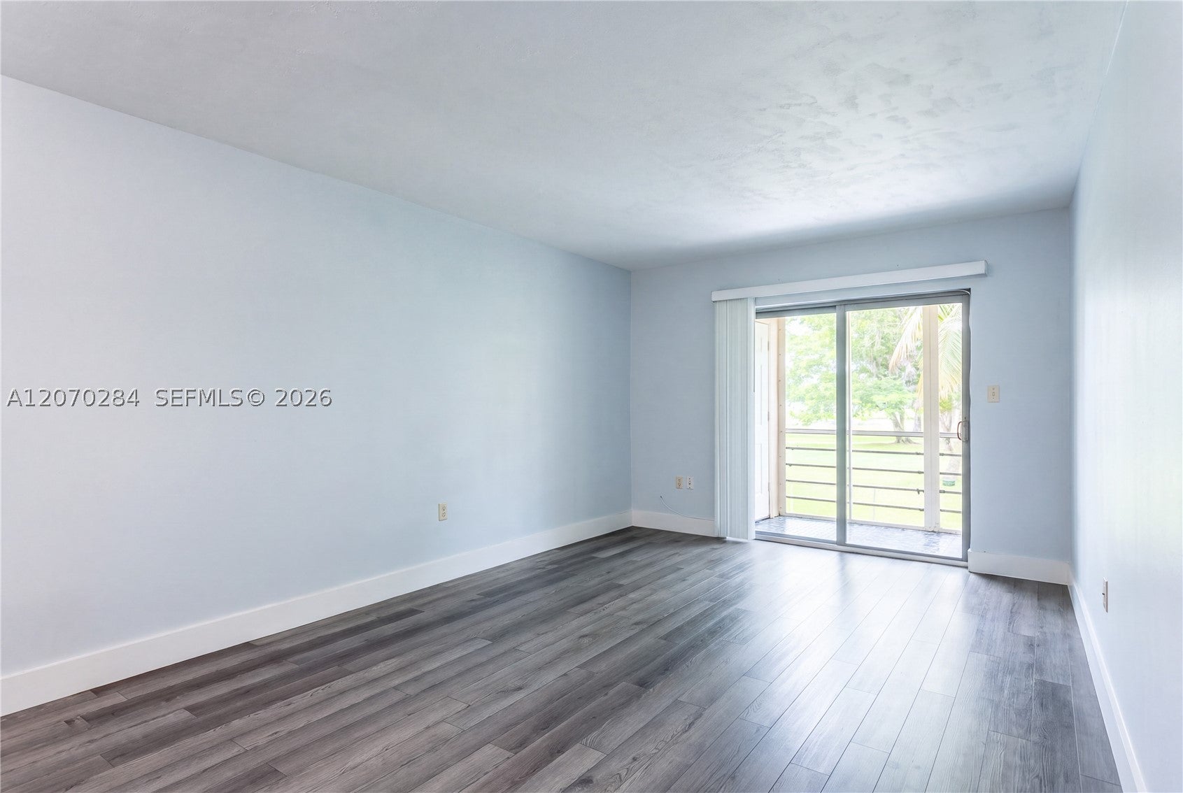 15888 SW 95th Ave 209