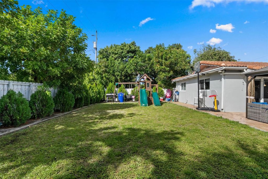Photo of 4306 Johnson St, Hollywood, FL 33021 (MLS # A11986437)