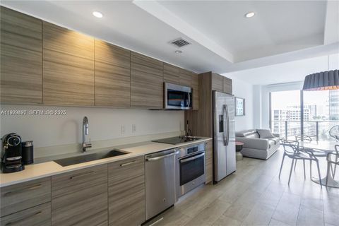 121 NE 34th St 1203 Miami FL 33137