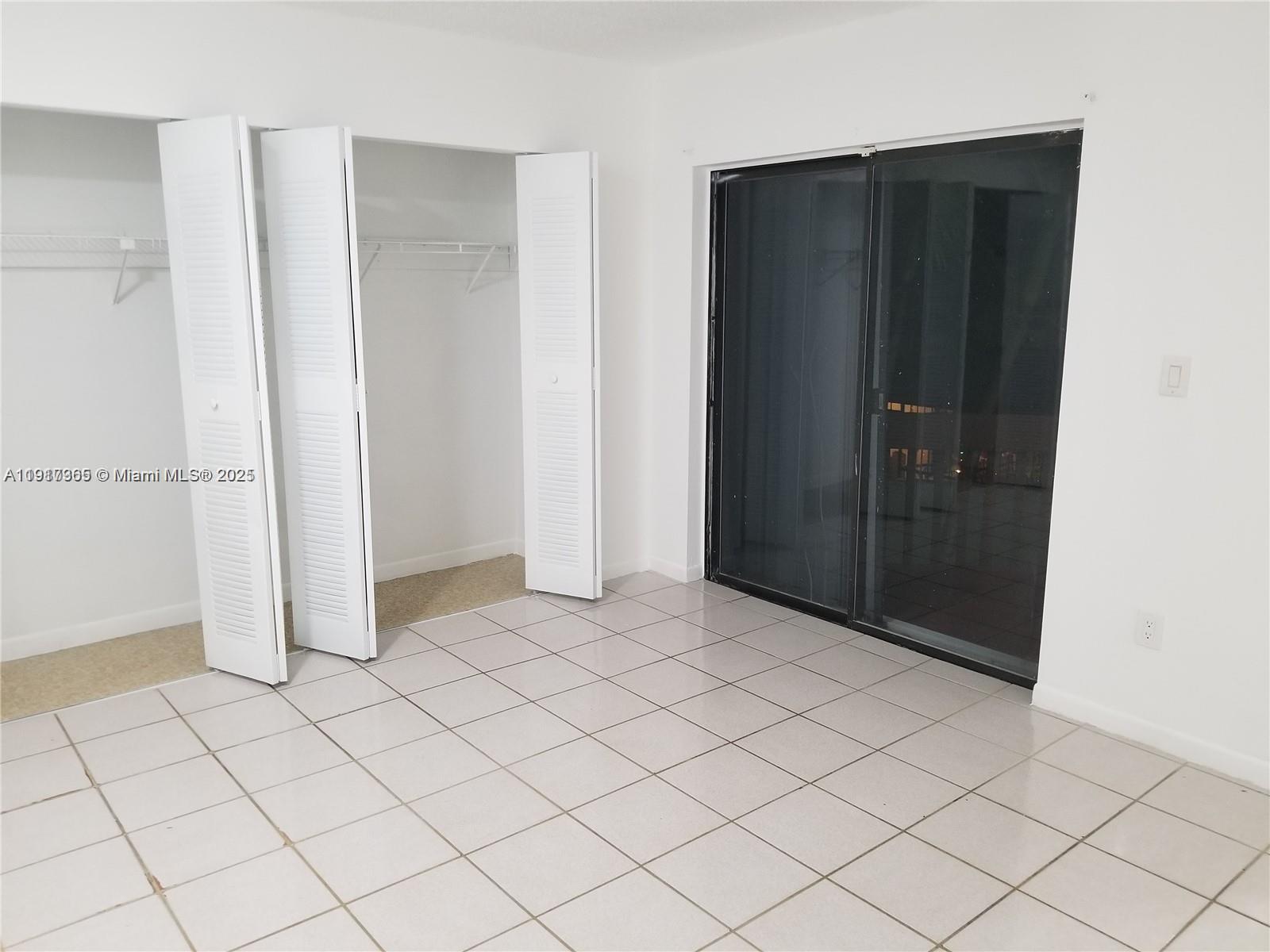 East Wind Lake Village Con - Residential