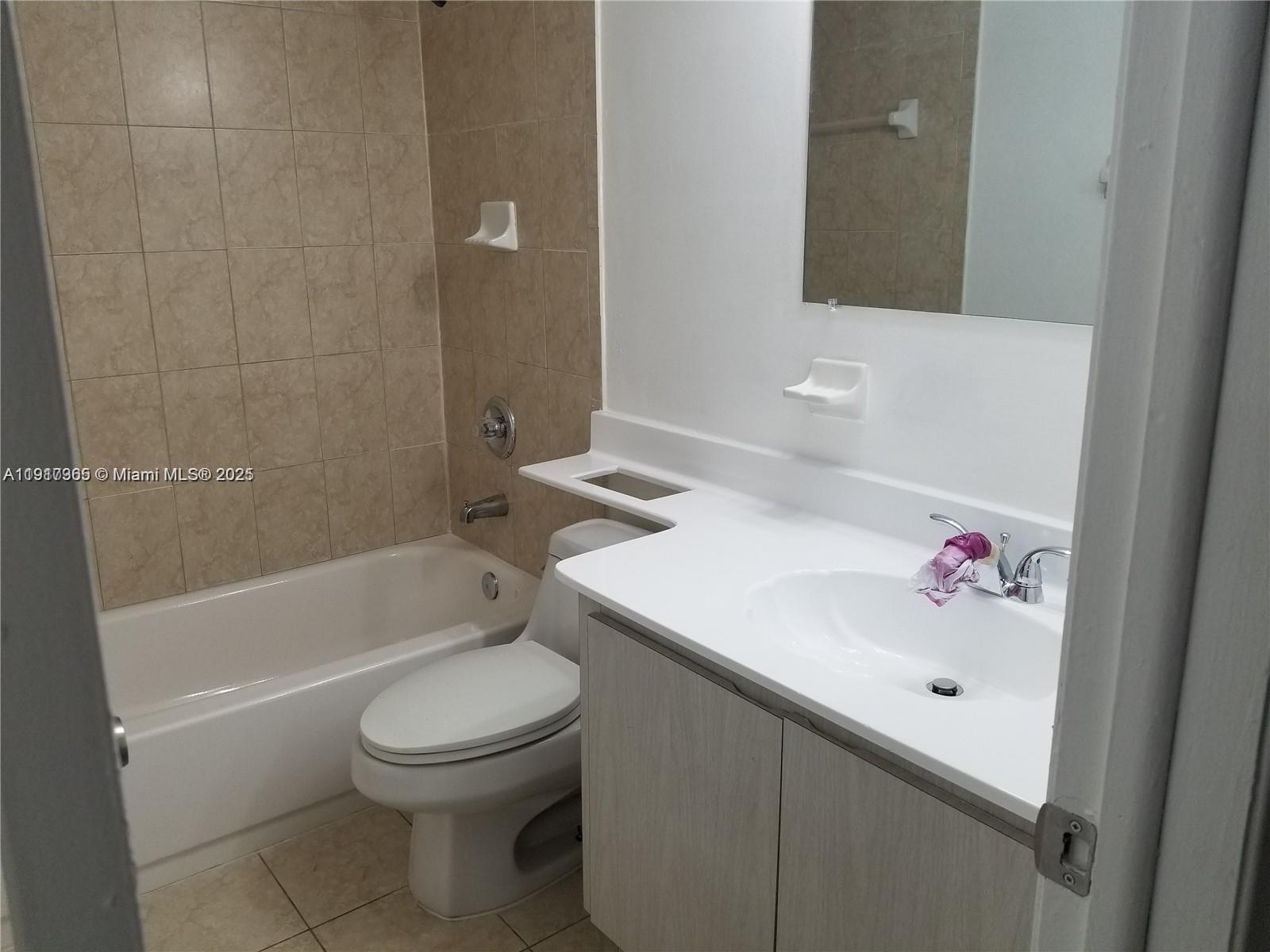 East Wind Lake Village Con - Residential