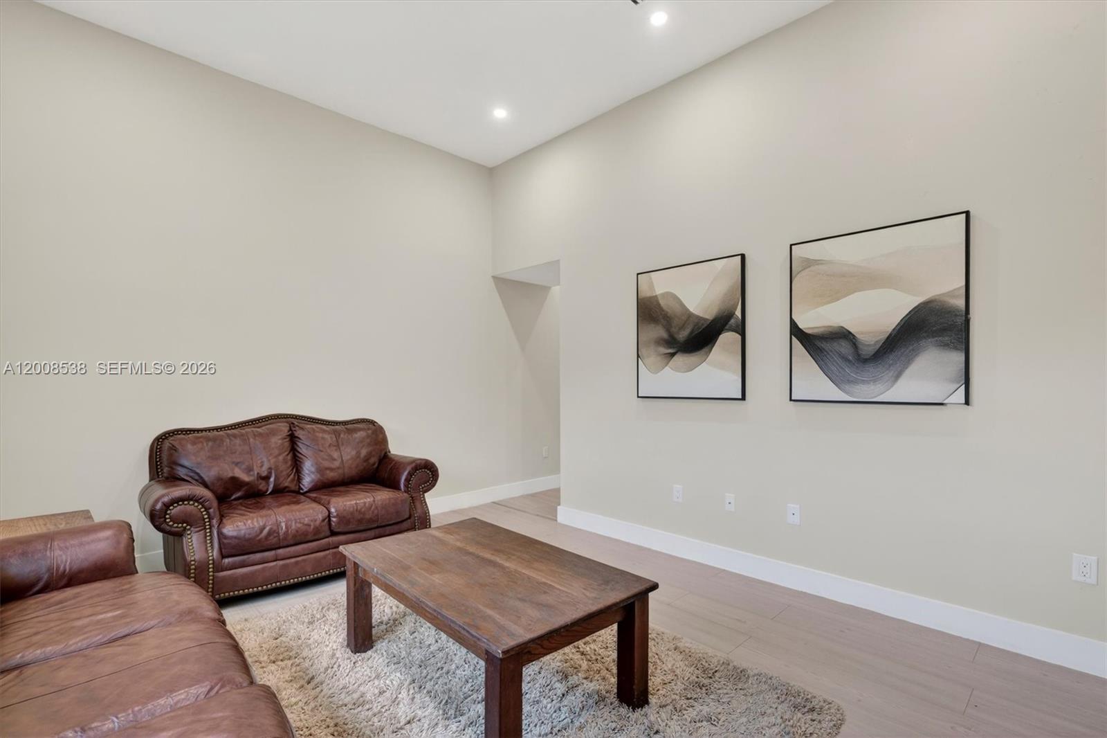 KENDALWOOD ESTATES - Residential
