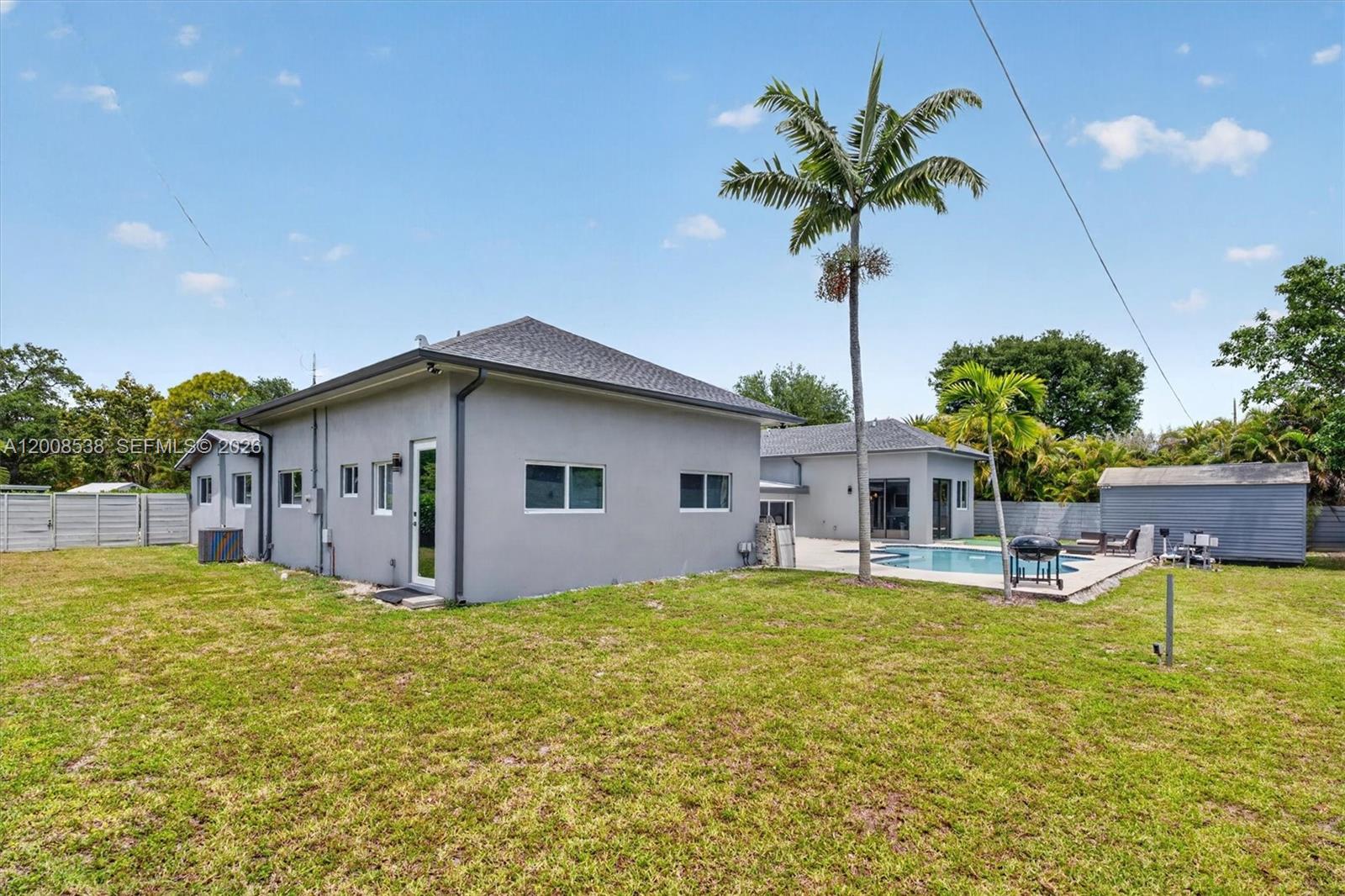 KENDALWOOD ESTATES - Residential