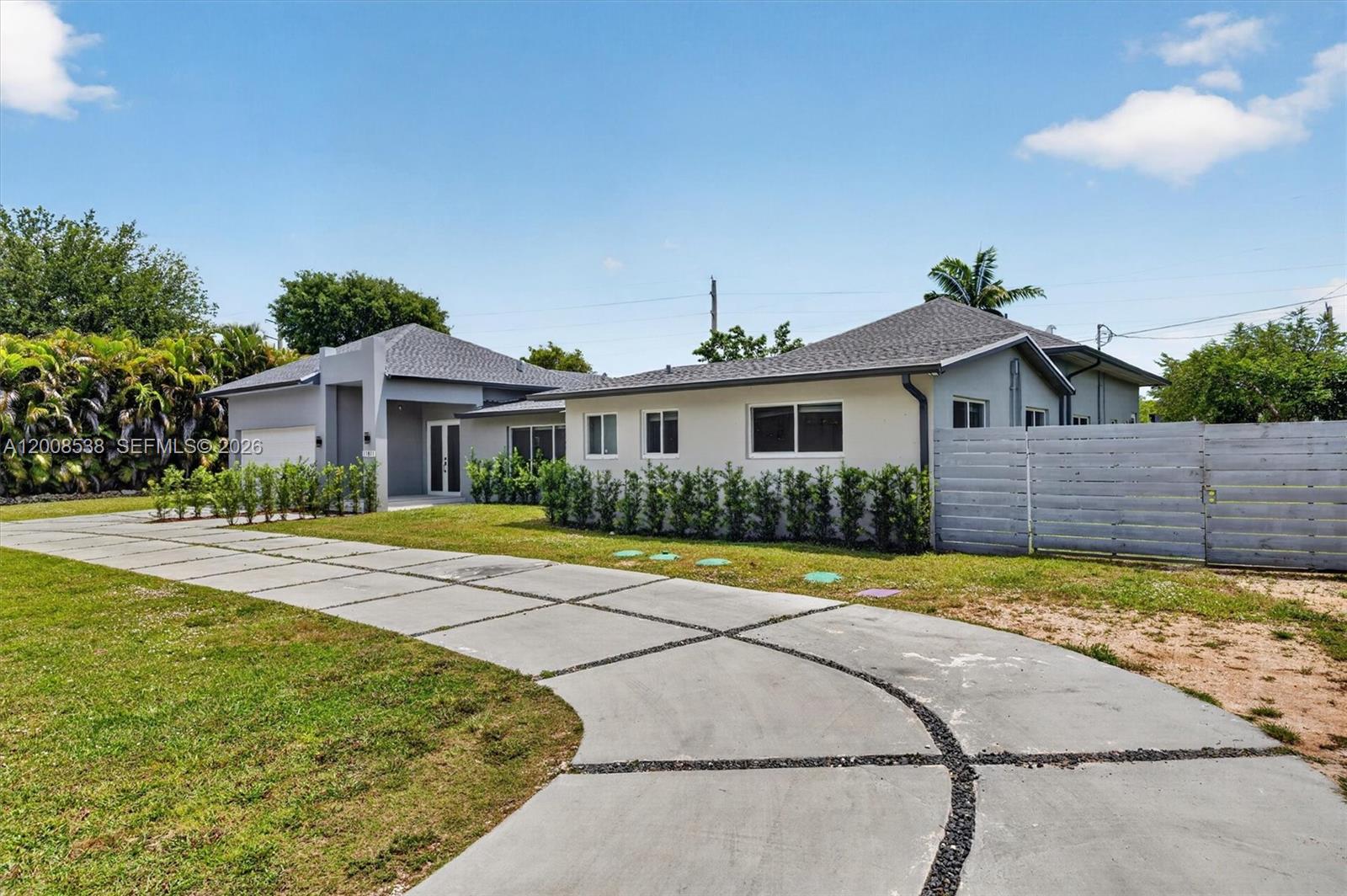 KENDALWOOD ESTATES - Residential